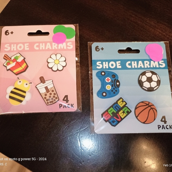 Shoe Charms 2 4 Packs - Fun Designs Brand New Croc Charm - Picture 1 of 3